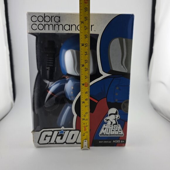 2008 Hasbro Mighty Muggs G.I. Joe Cobra‎ Commander with Pistol Vinyl Figure NEW - Picture 9 of 9